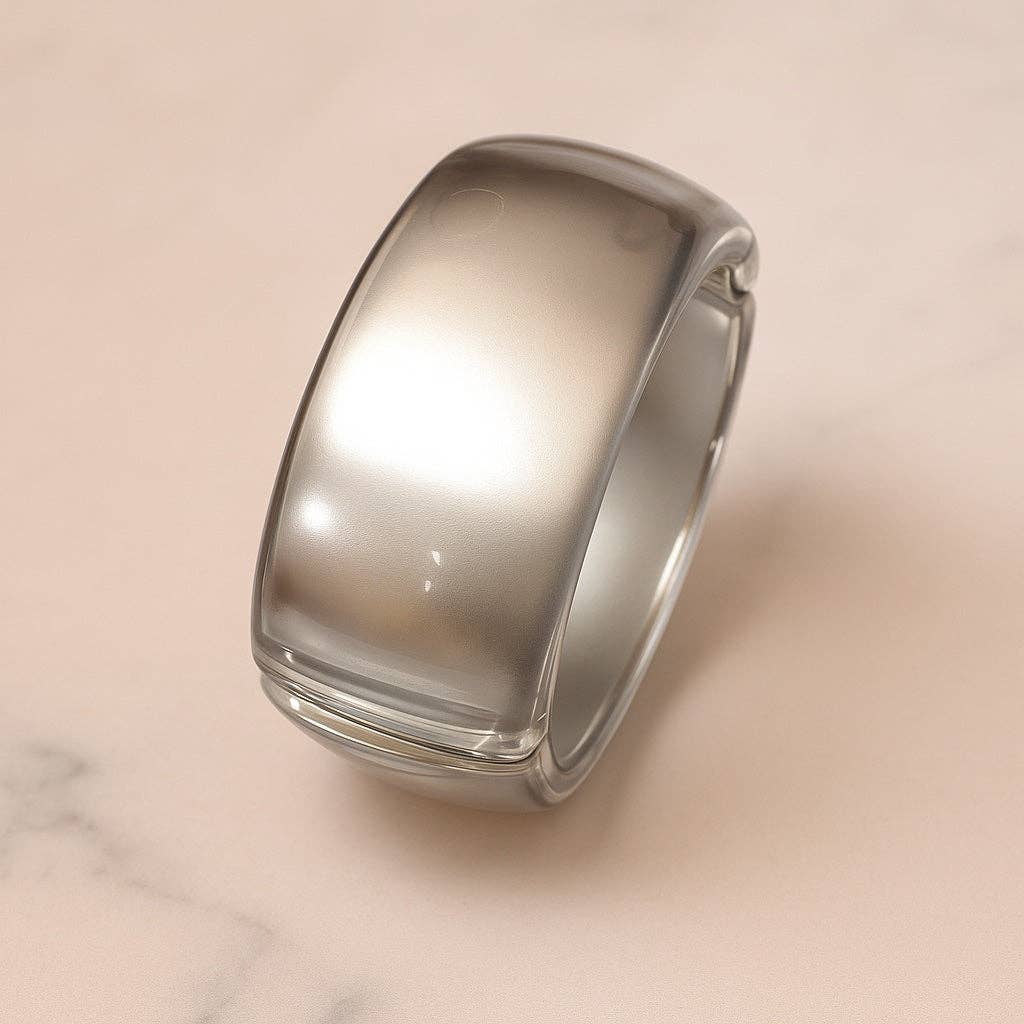 Silver Lining – Vintage Lucite Clamper Bracelet, photo 3 of 7