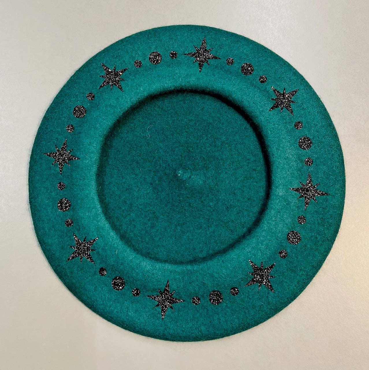 Vegan Beret - Emerald - Black Starburst, photo 1 of 2