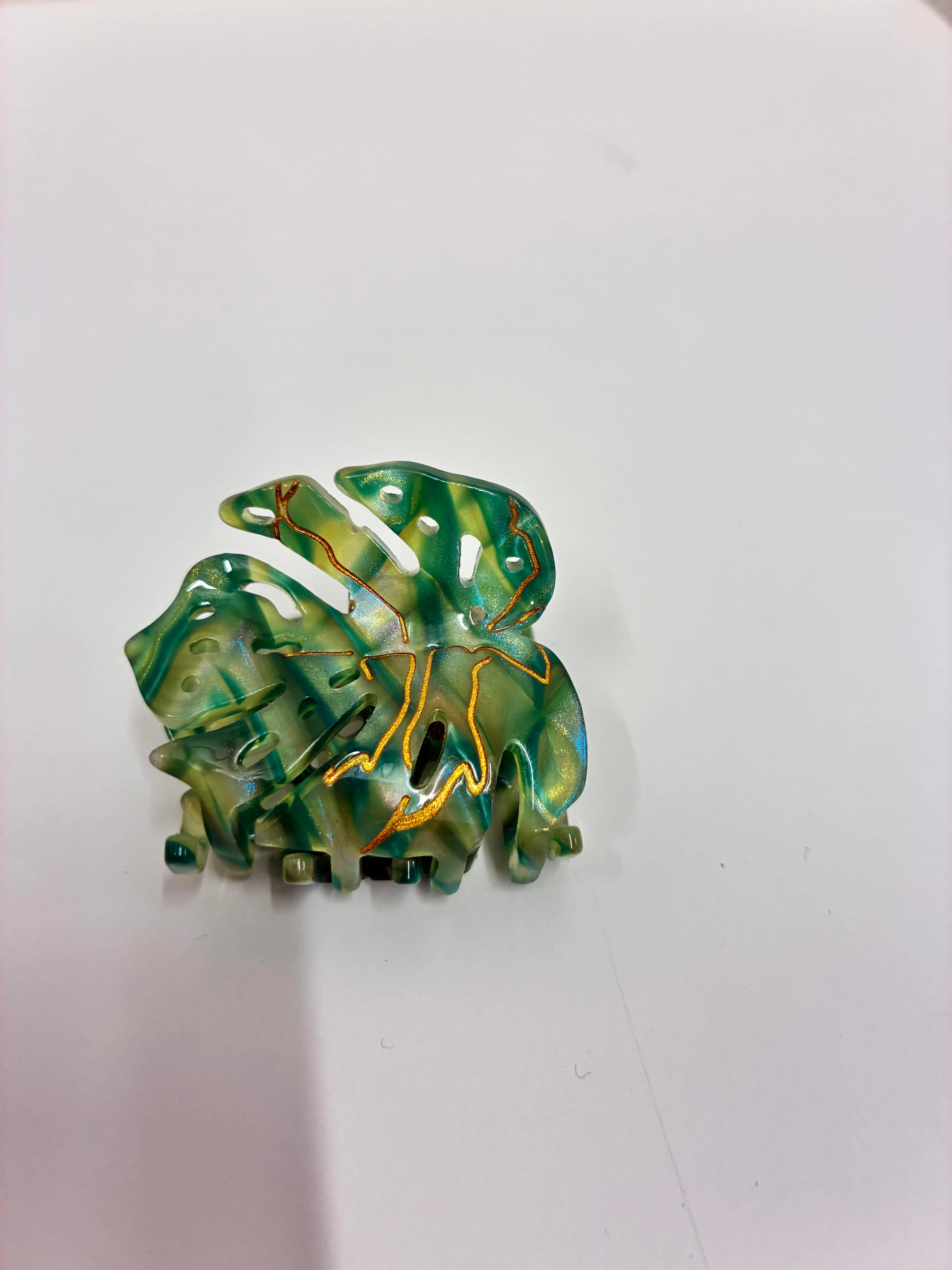 MINI MONSTERA HAIR CLAW, photo 1 of 7