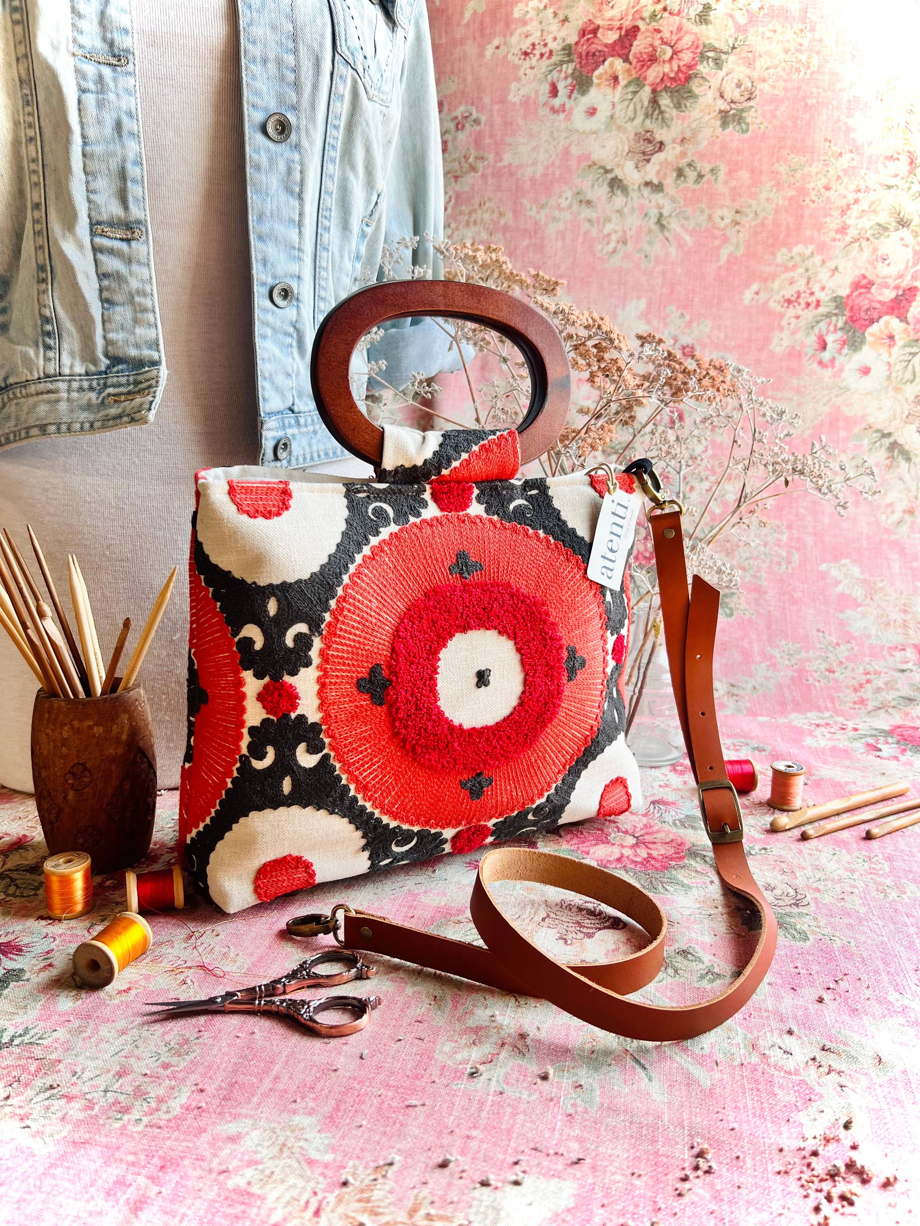 Eclipse Fifi- Crossbody, photo 5 of 8