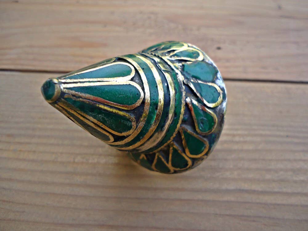 Green onyx Dome ring- Size 9 usa, photo 3 of 4