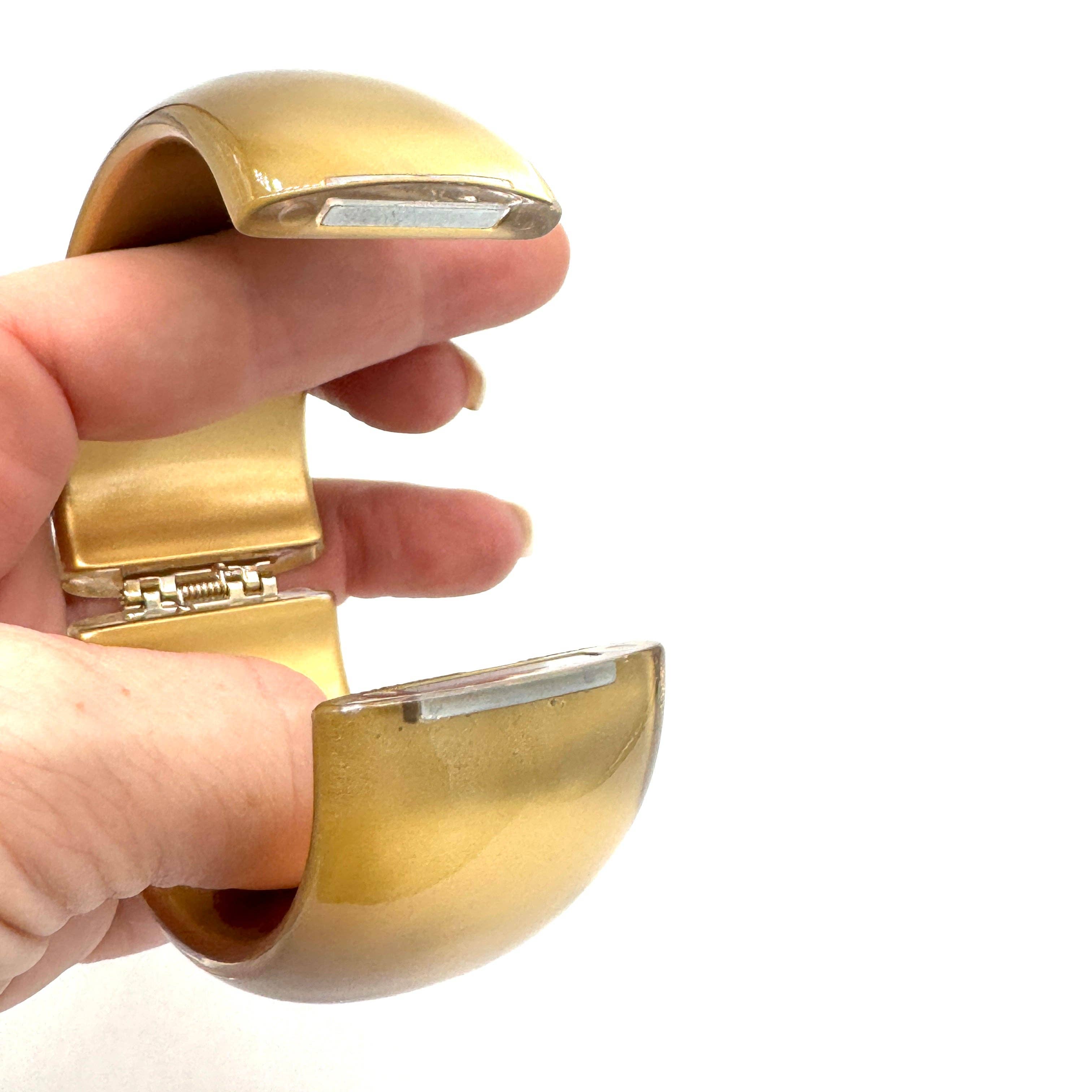 Golden Lining – Vintage Lucite Clamper Bracelet, photo 5 of 6