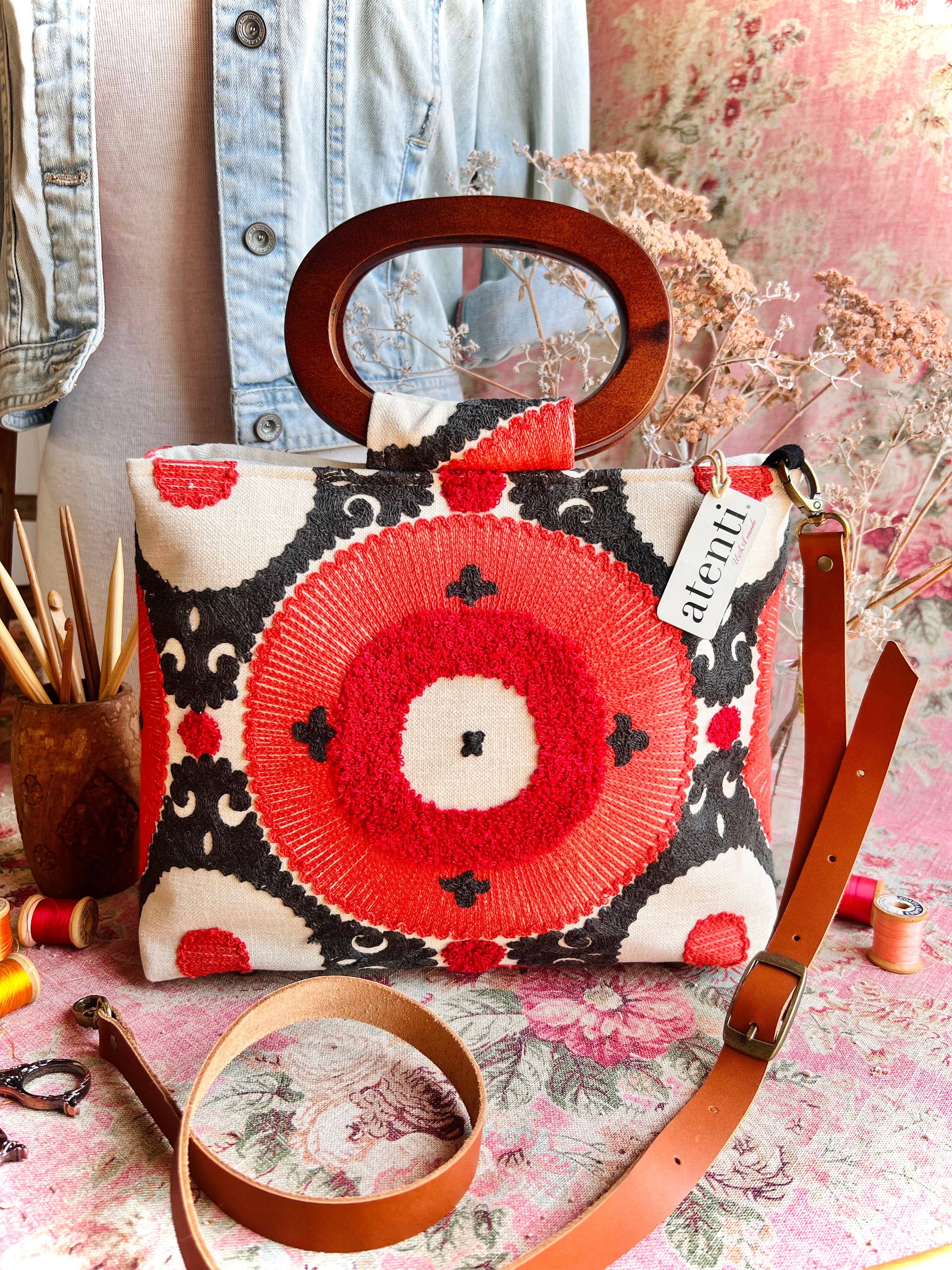 Eclipse Fifi- Crossbody, photo 8 of 8