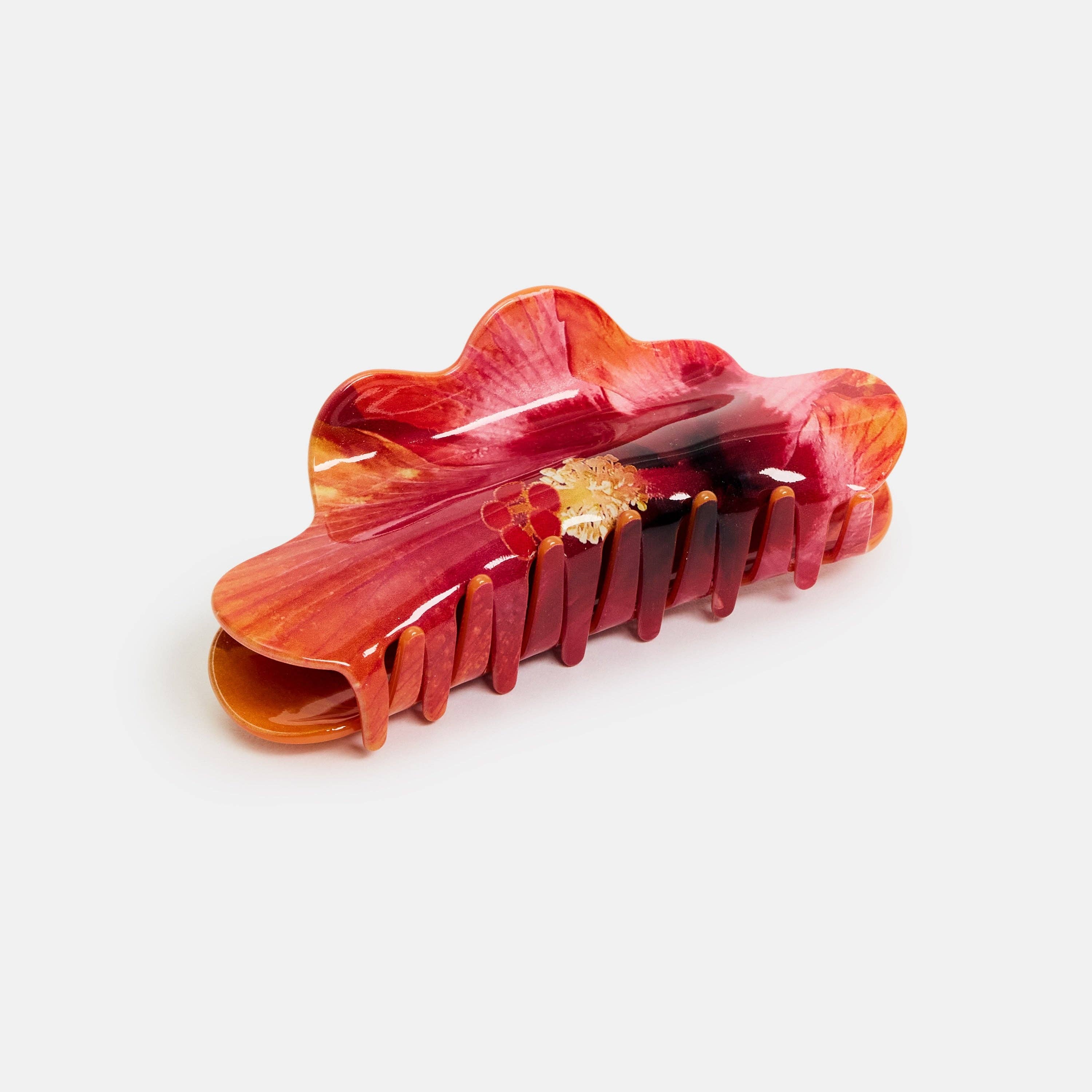 Nimbus Claw in Hibiscus, photo 1 of 5