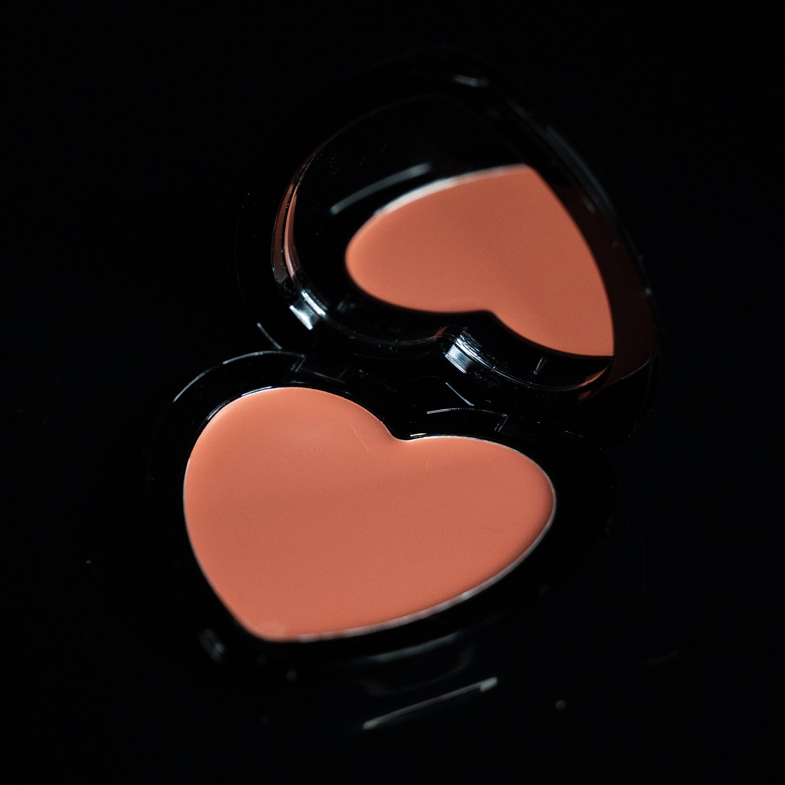 VELVET CREAM BLUSH, photo 4 of 8