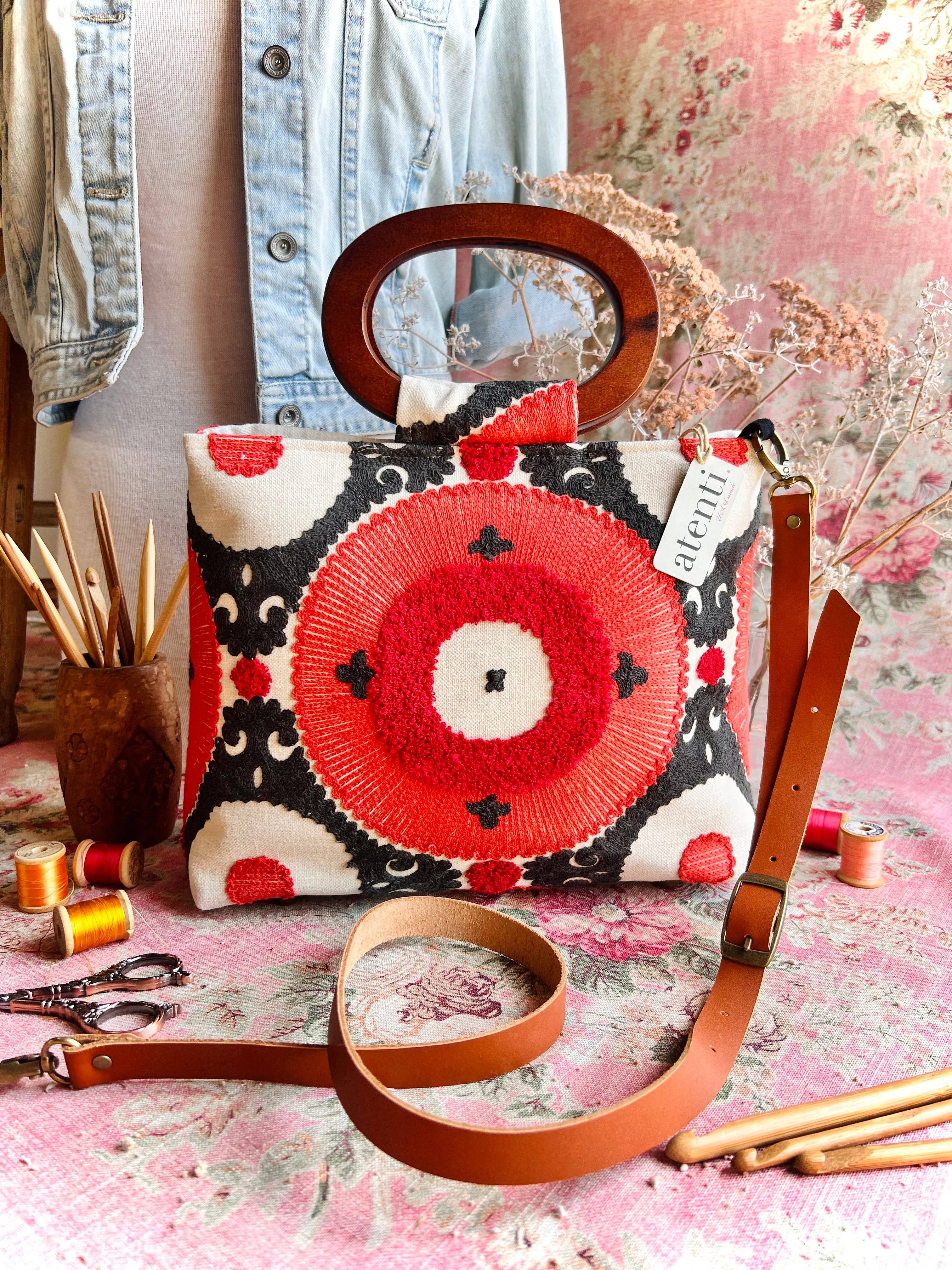 Eclipse Fifi- Crossbody, photo 6 of 8