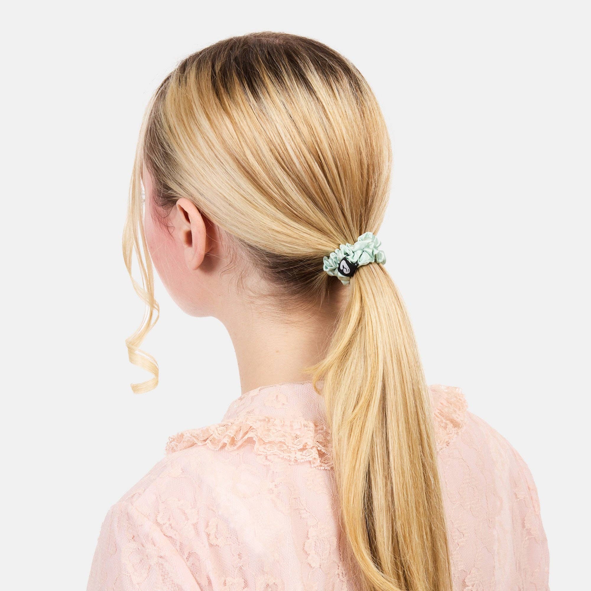 Silk Scrunchies in Skinny Winnie, photo 4 of 7