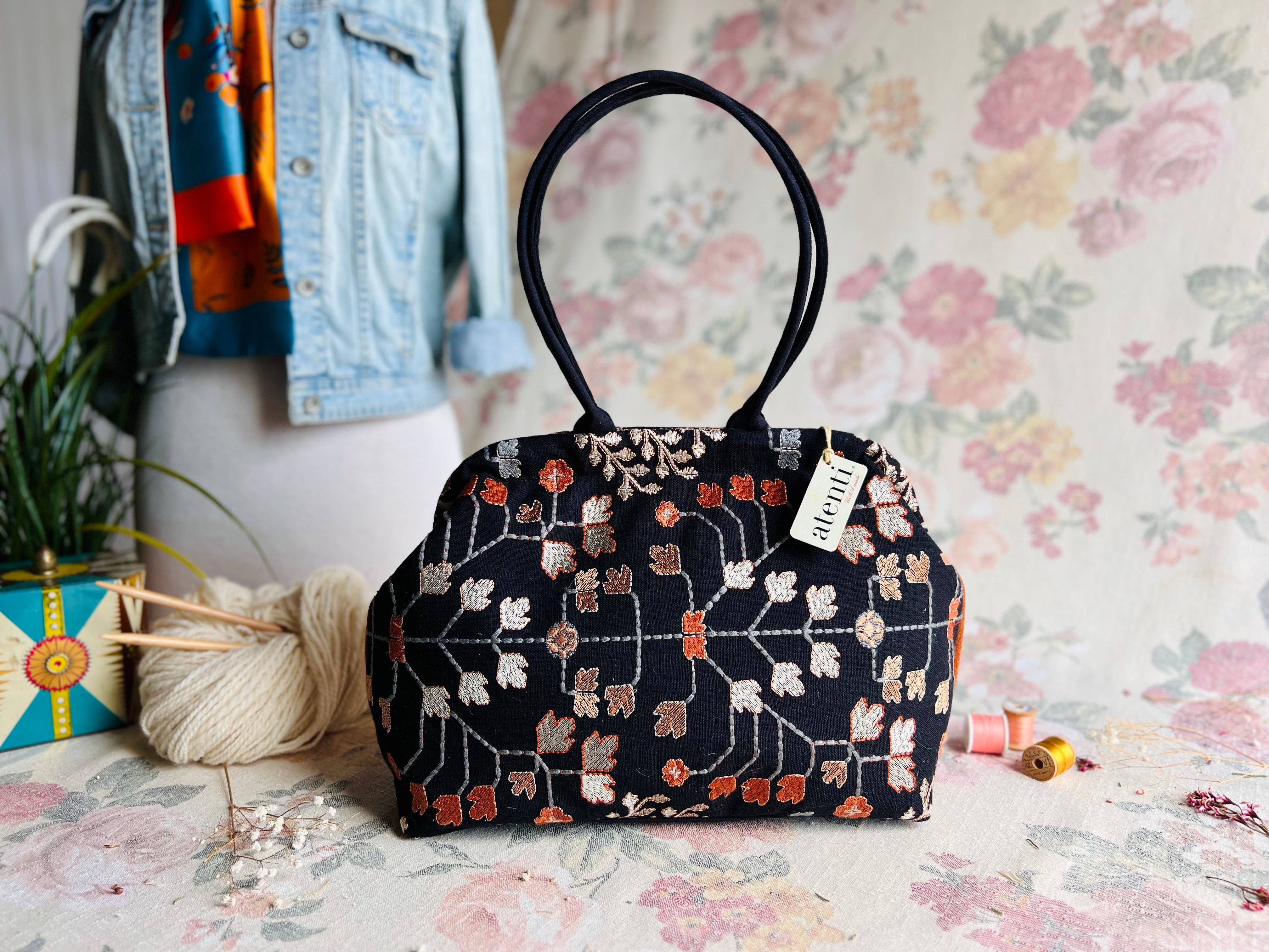 Medium Embroidered Mary Poppins Snap Frame Bag, photo 8 of 8