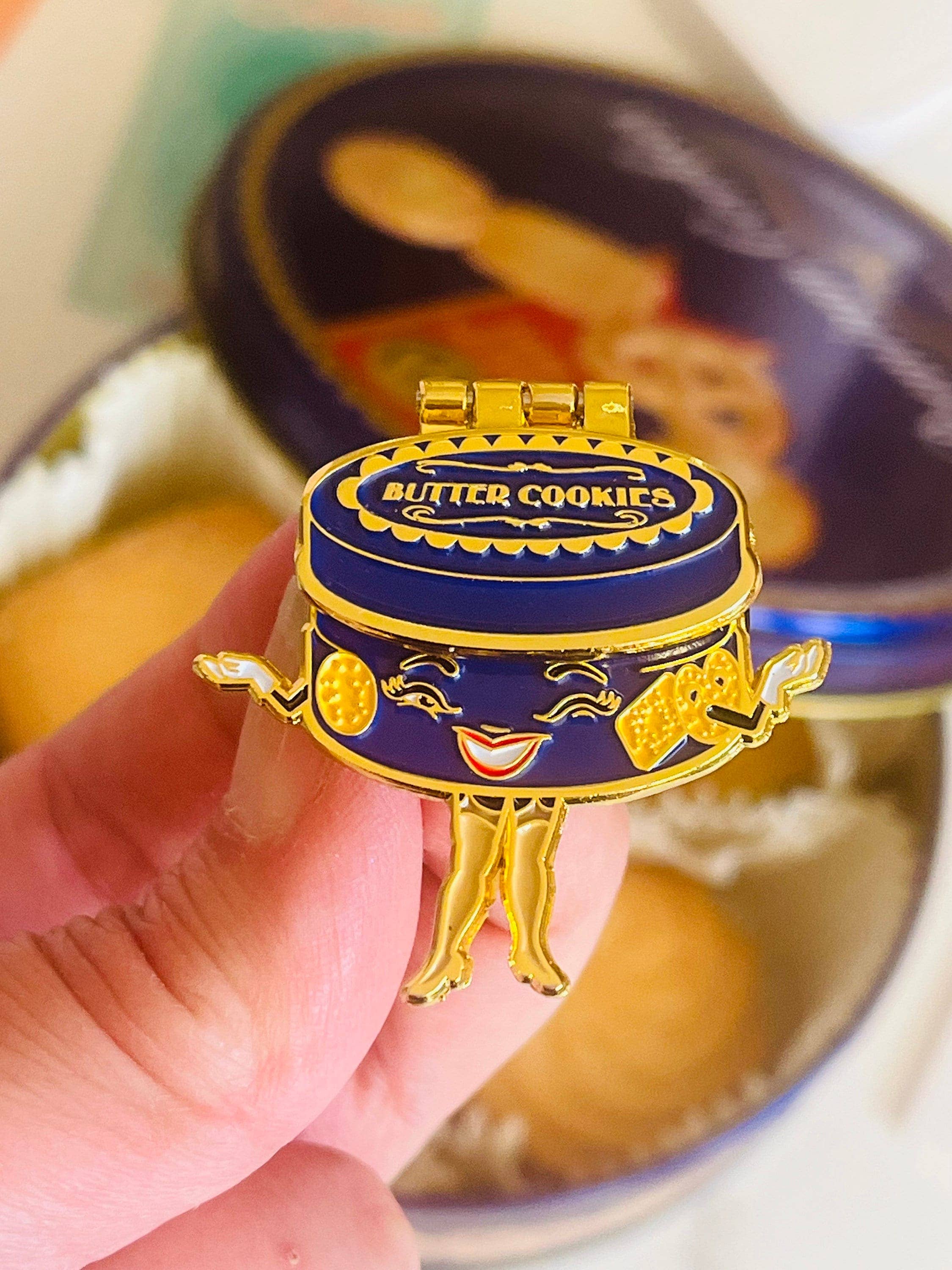 Cookie Tin, enamel hinge pin, photo 1 of 3