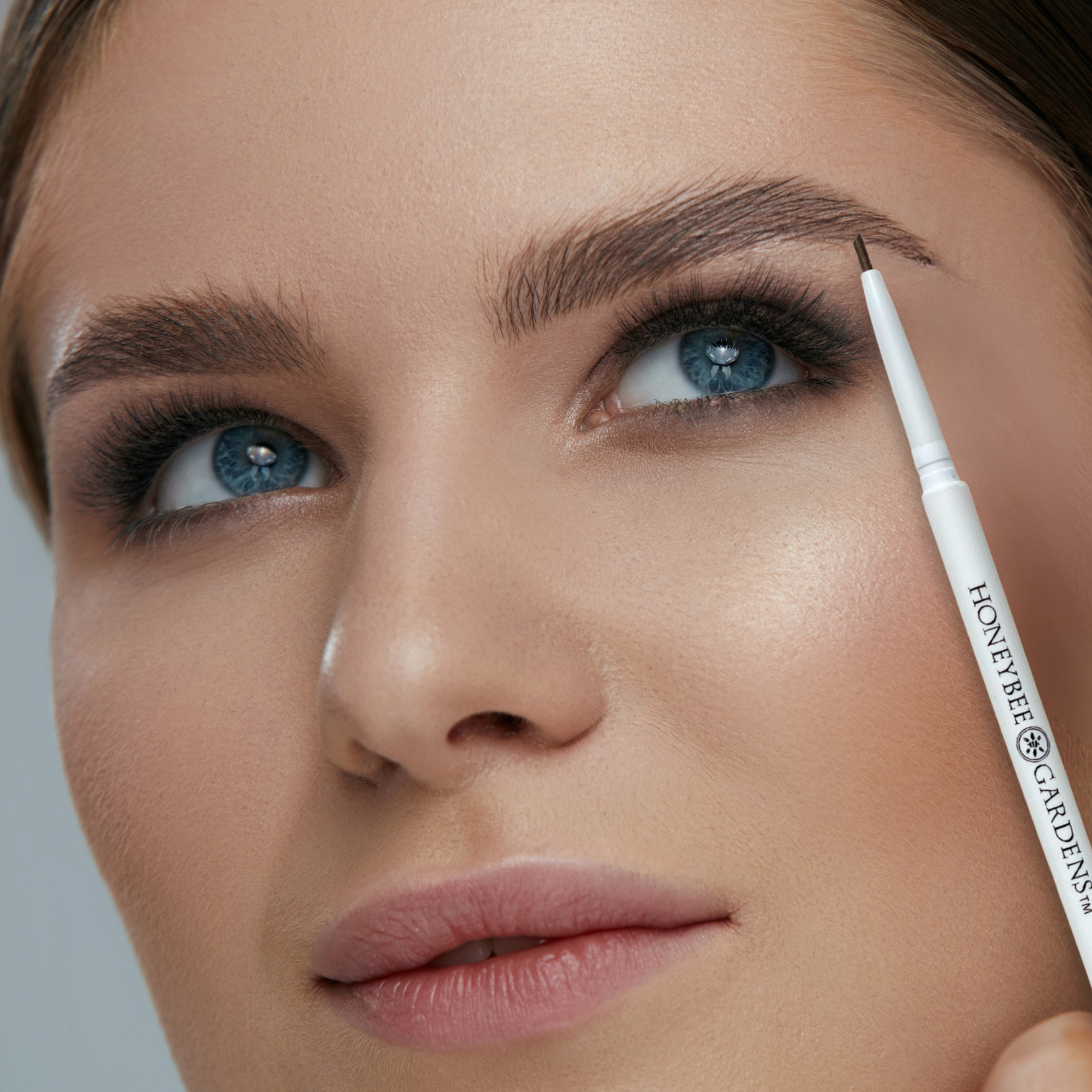 Fine Point Brow Pencil: Chestnut, photo 3 of 8