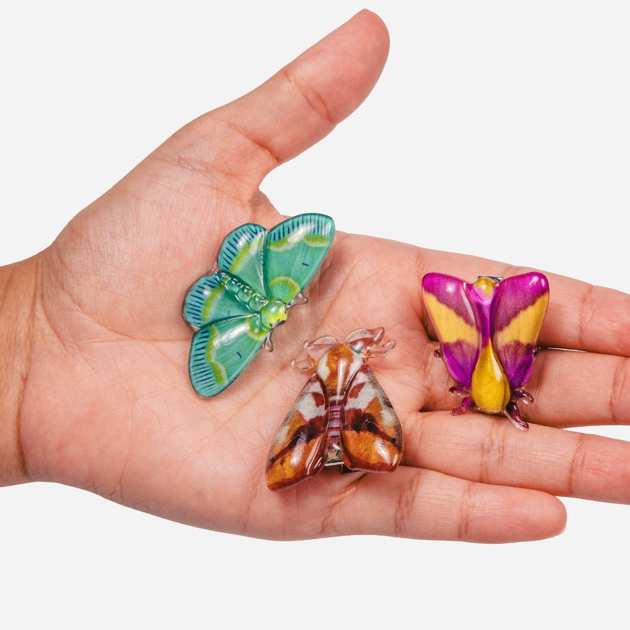 Allie Moth Clips in Dream Flyers, photo 4 of 5