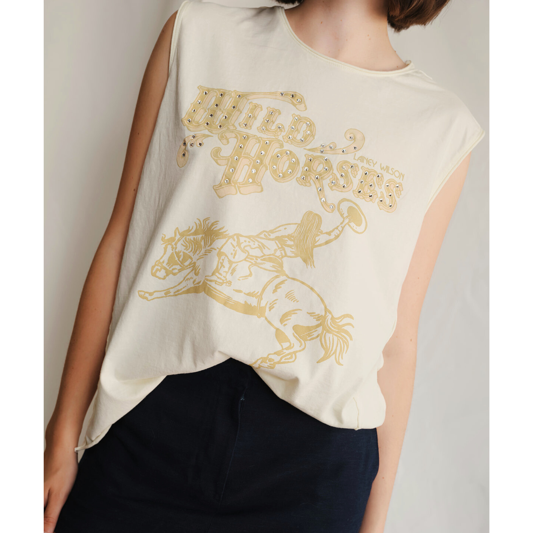 Lainey Wilson Wild Horses, photo 2 of 5