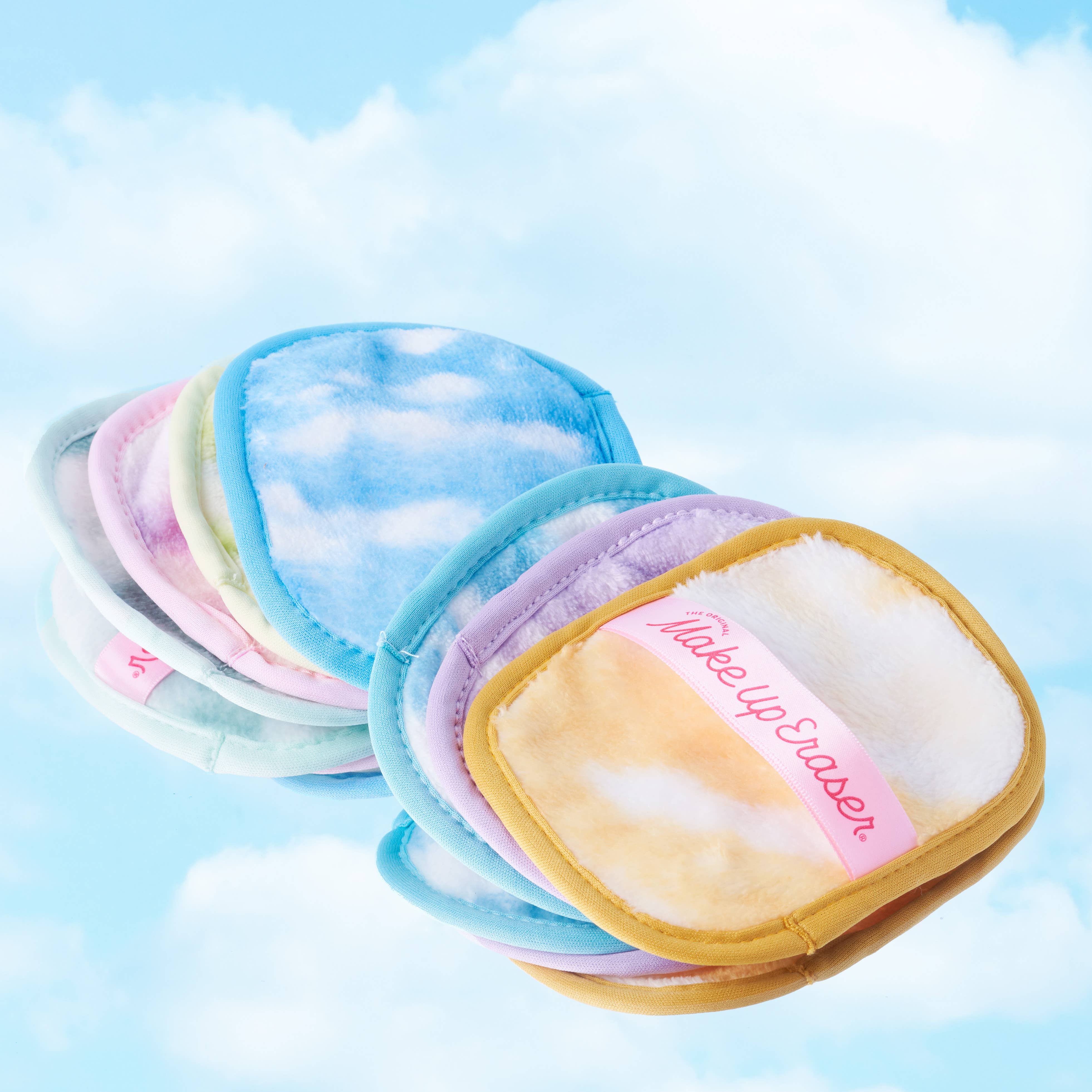 Cloud 9 MakeUp Eraser 7-Day Gift Set & Cosmetic Bag, photo 4 of 8