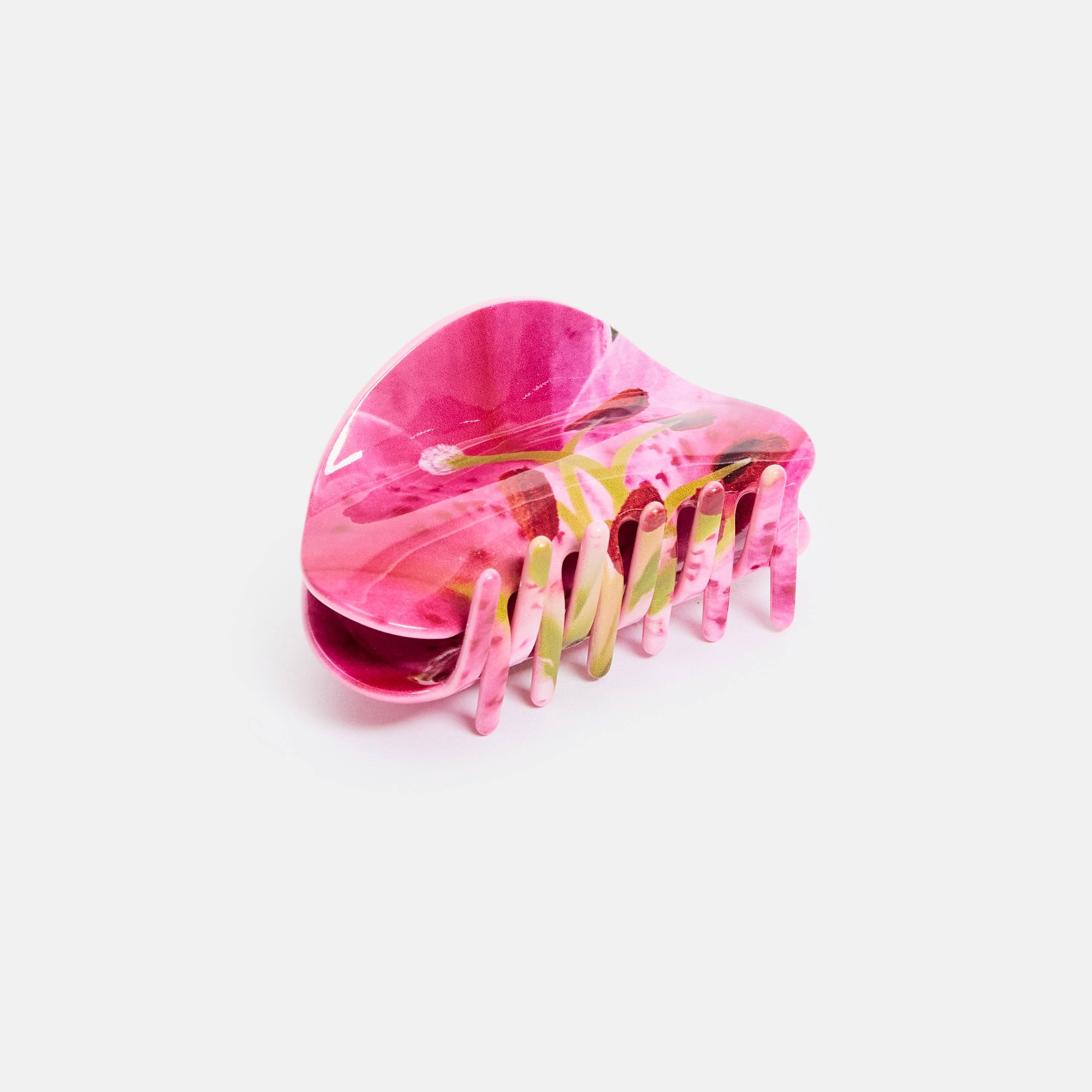 Suki Claw in Lily, photo 1 of 5