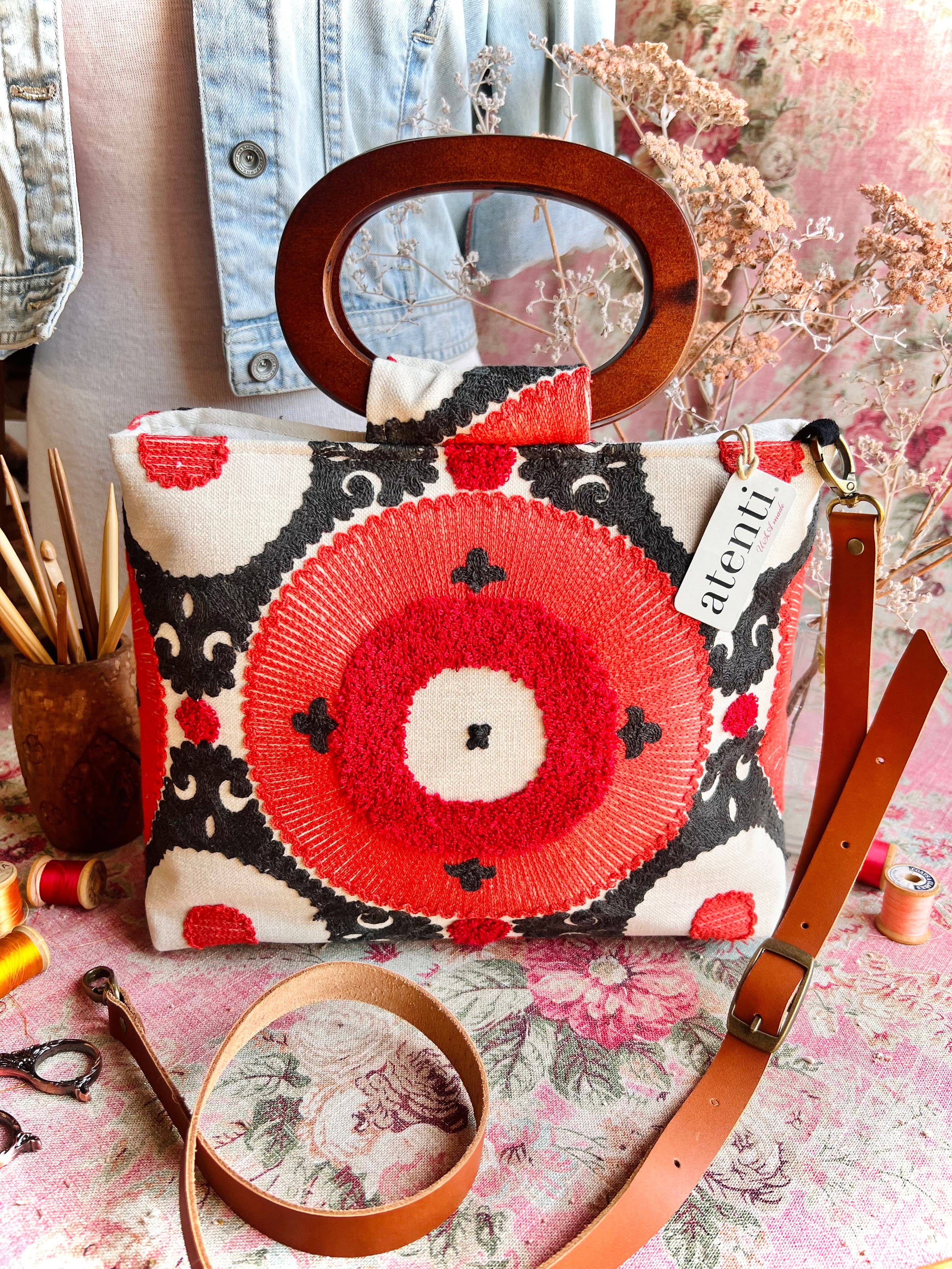 Eclipse Fifi- Crossbody, photo 3 of 8