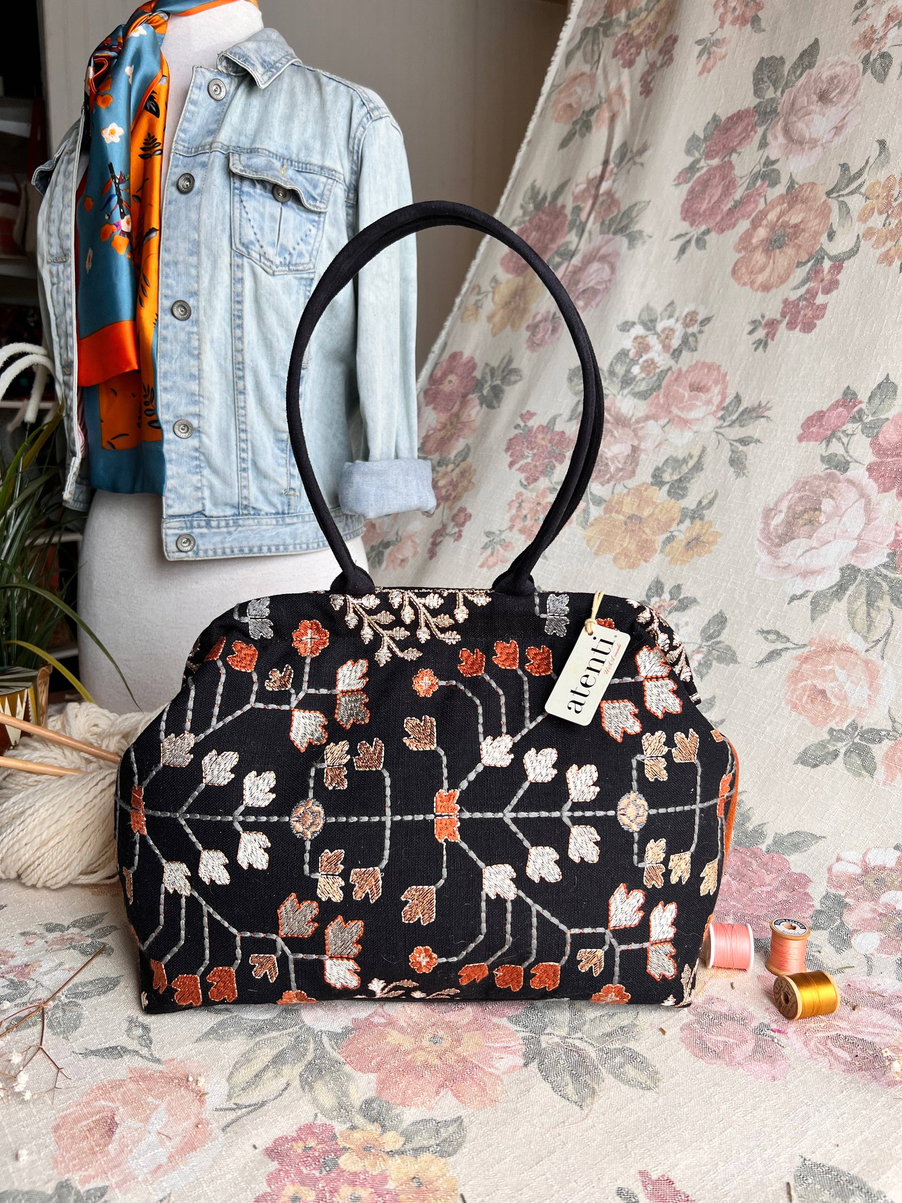 Medium Embroidered Mary Poppins Snap Frame Bag, photo 1 of 8