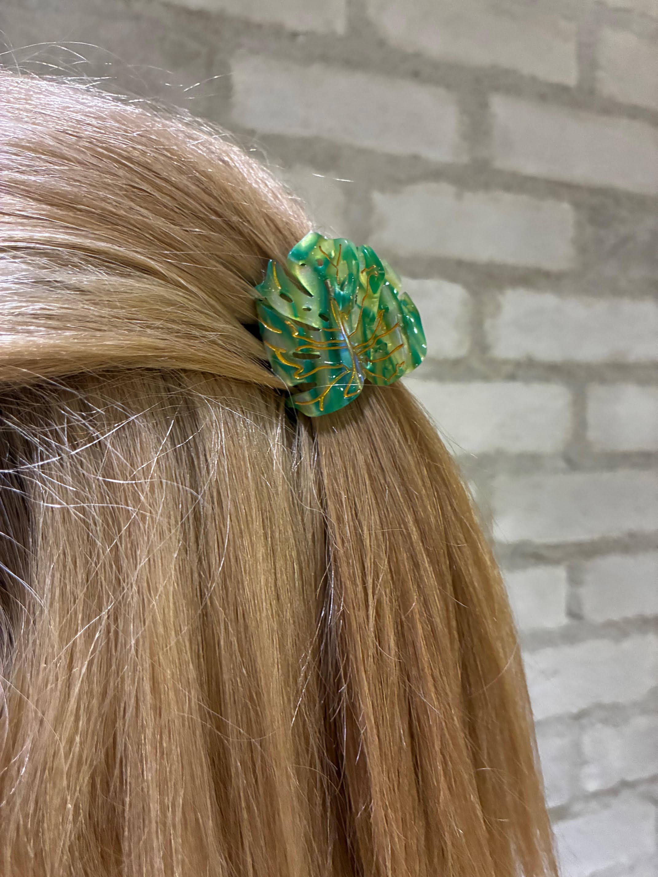 MINI MONSTERA HAIR CLAW, photo 5 of 7