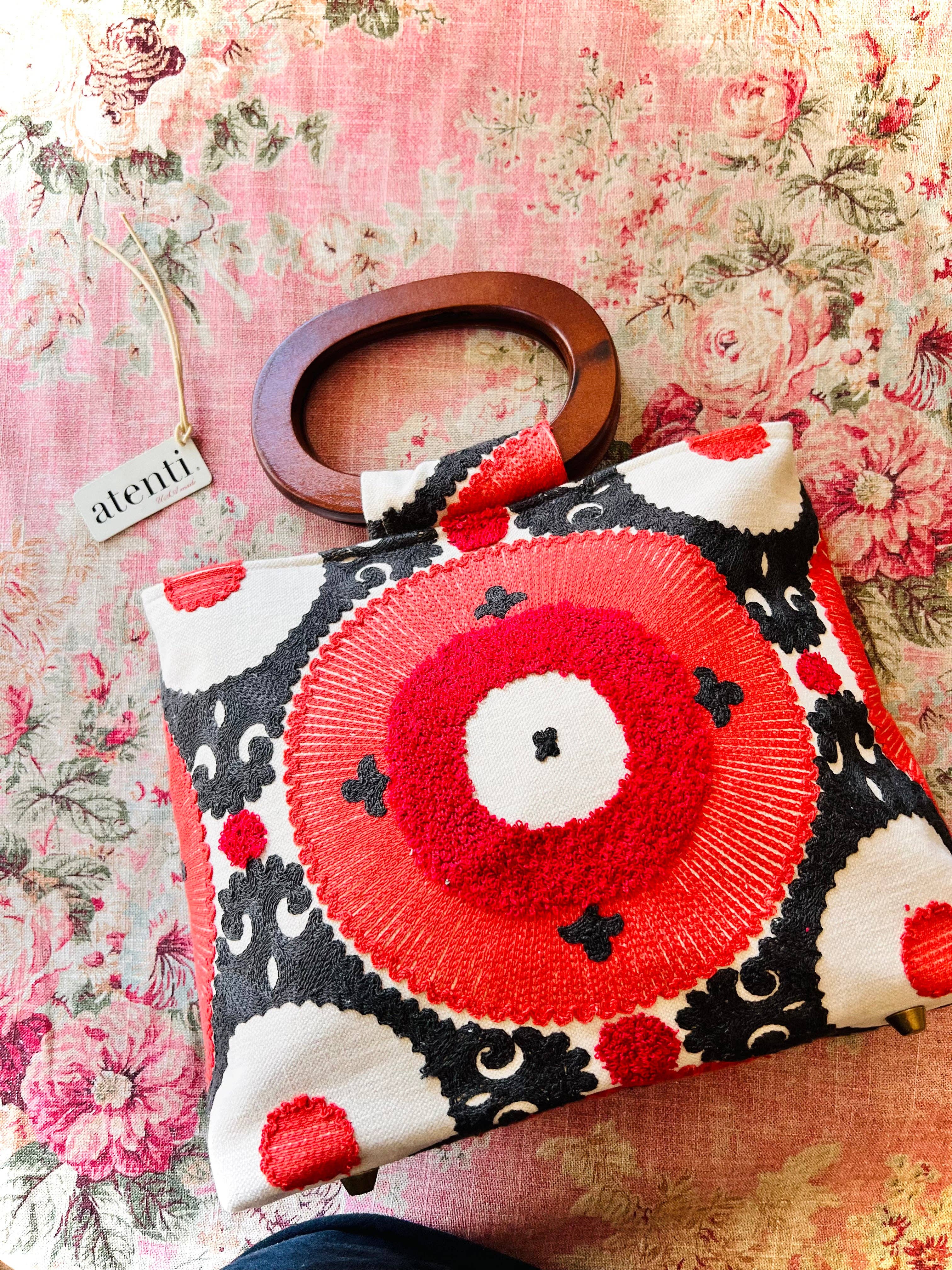 Eclipse Fifi- Crossbody, photo 4 of 8
